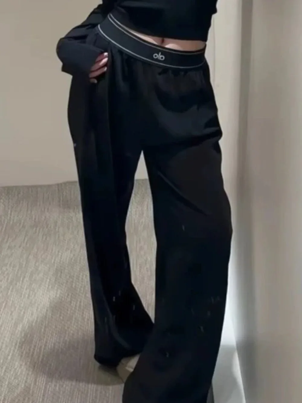 NWT Alo Yoga Suit Up Trouser Black Wide Leg Pants XS 30” Inseam 🌞 Everyday Chic